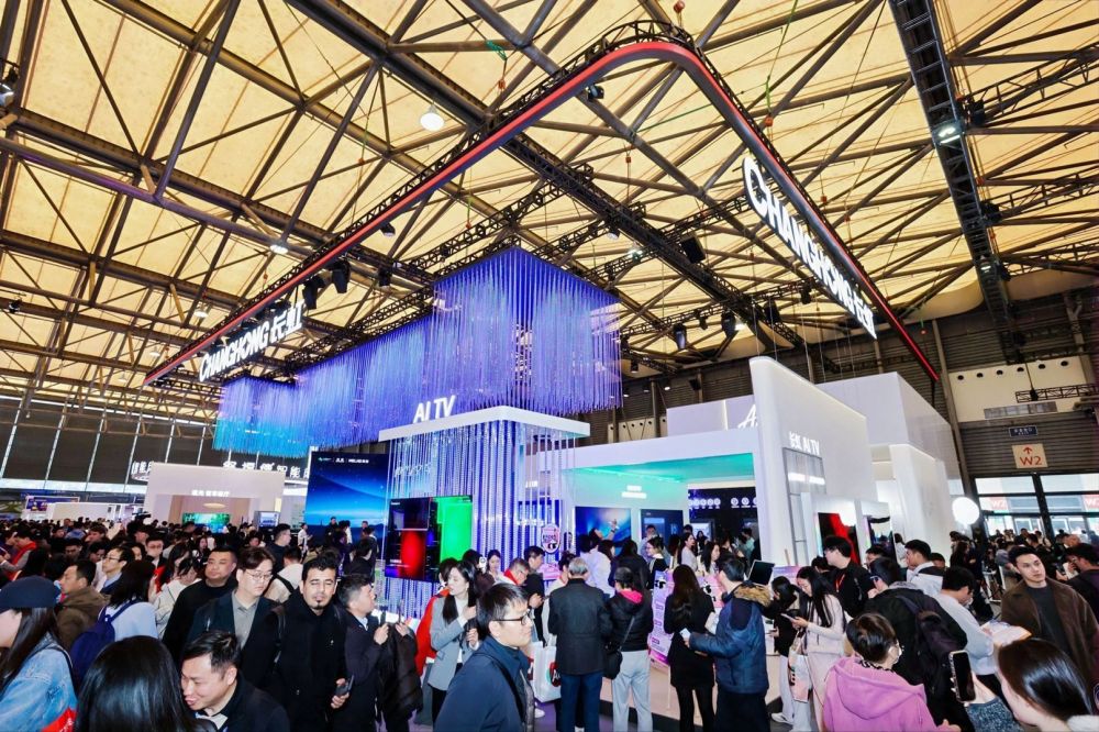 “AI+”引爆家电换新，AWE AI家电百花争艳